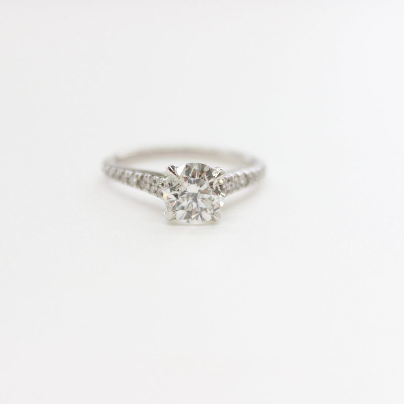 solitaire engagement ring