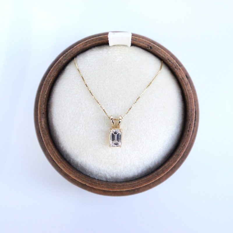 emerald cut diamond necklace